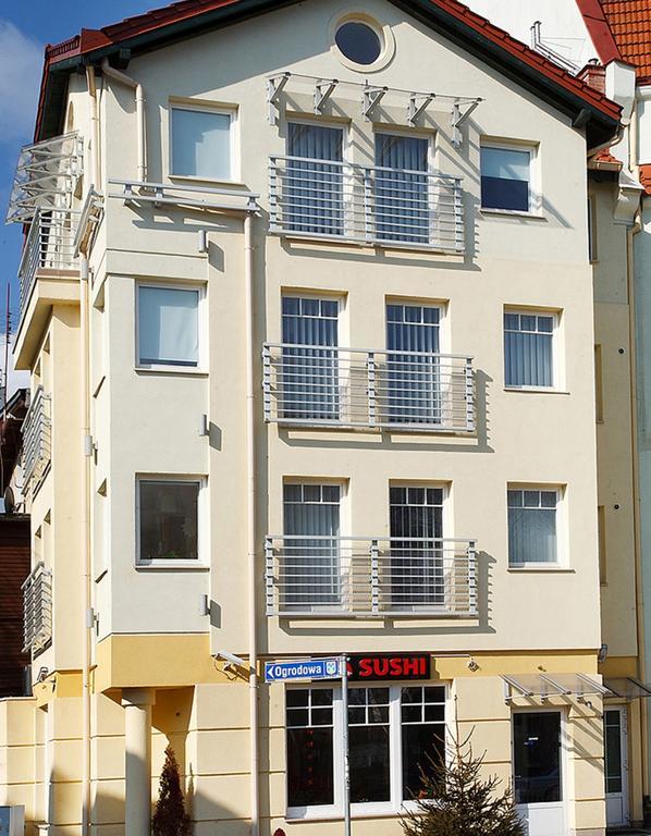 Yellow House Lodging Appartement Sopot Buitenkant foto